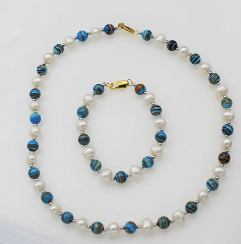 Chaînes Un ensemble en gros perle d'eau douce blanche presque ronde veines bleues pierre 8 mm collier bracelet 18 pouces perles naturelles_voghion.com