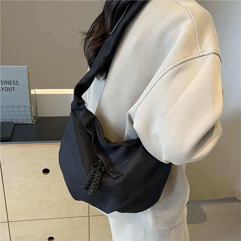 2024 Neue lässige, vielseitige, leichte Canvas-Tasche für Damen, einfache und modische Knödeltasche, große Kapazität,_voghion.com
