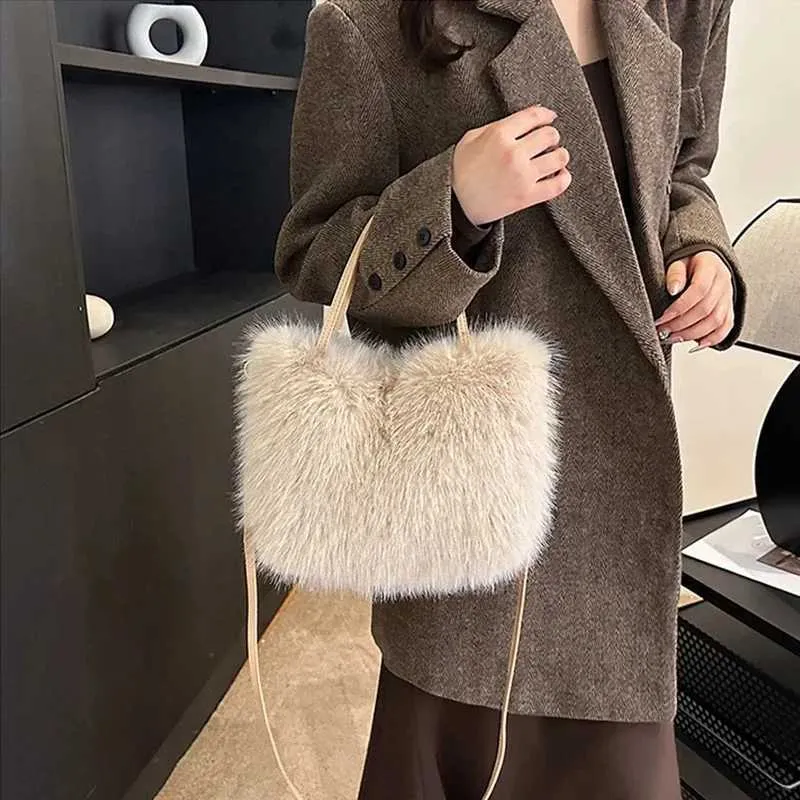 Designer Bag Artificial fur bucket plush design womens handbag soft winter cross body shoulder bag Bolsa Feminina 2025_voghion.com