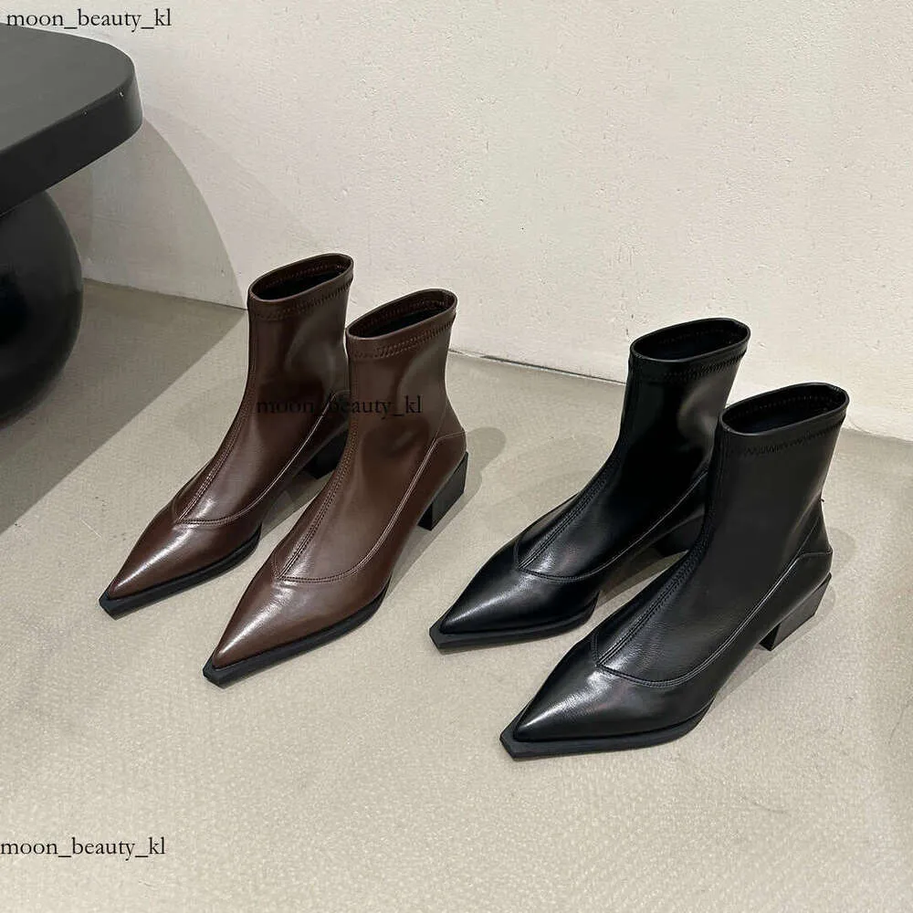 Designer Boot S Pointed European American Short Womens New 2024 Autumn Winter Fashion Thick And Thin Niche Design Martin_voghion.com