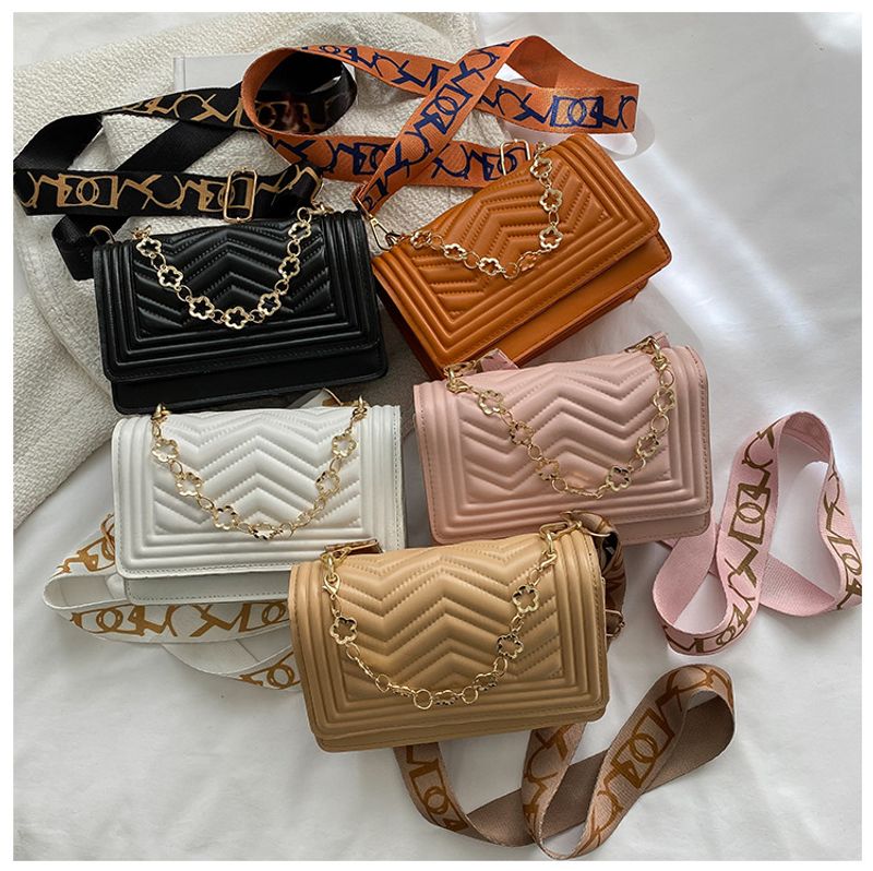 Borsa a tracolla alla moda da donna, con tracolla larga e alla moda_voghion.com