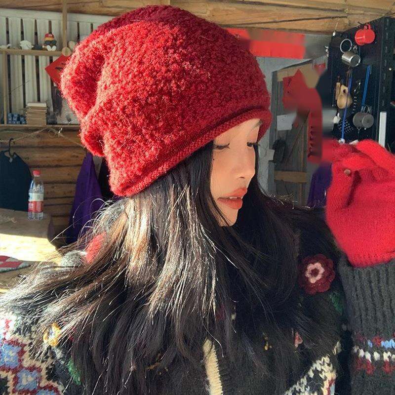 Designer vintermössa i ull för damer med varm öronskydd_voghion.com