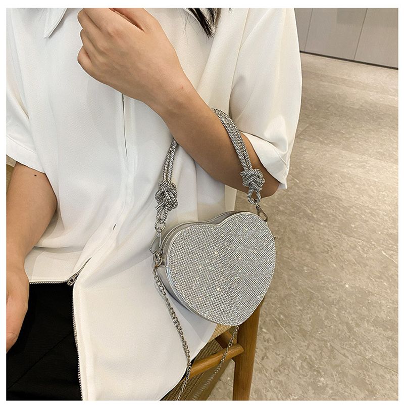 Andralyn Modische Love Modische, vielseitige Umhängetasche 2024 Neue Taschen Bankett Diamond Unterarmtasche für Damen_voghion.com