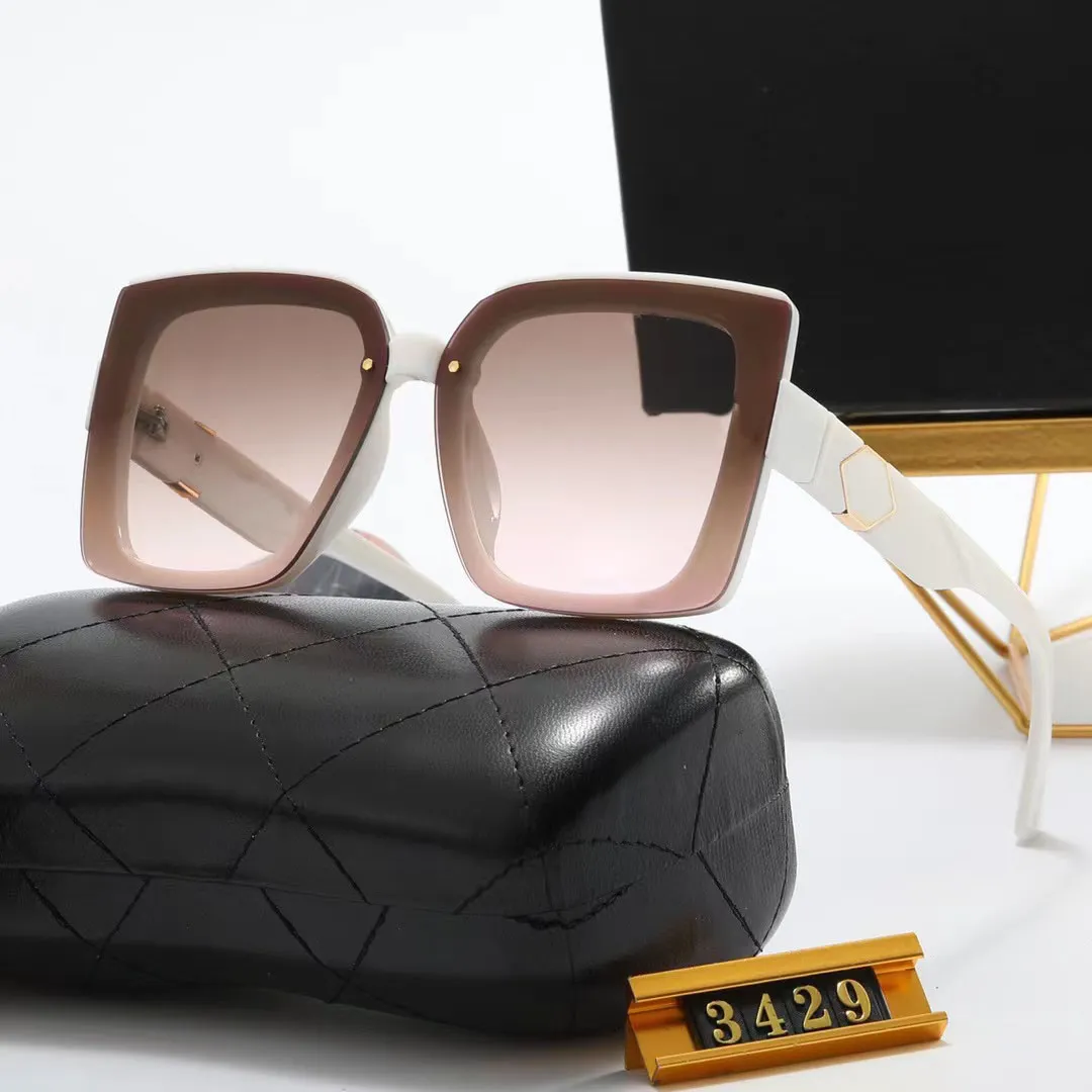 Oversized square unique design of the temples personalized fashion metal inlay decoration men and women sunglasses_voghion.com