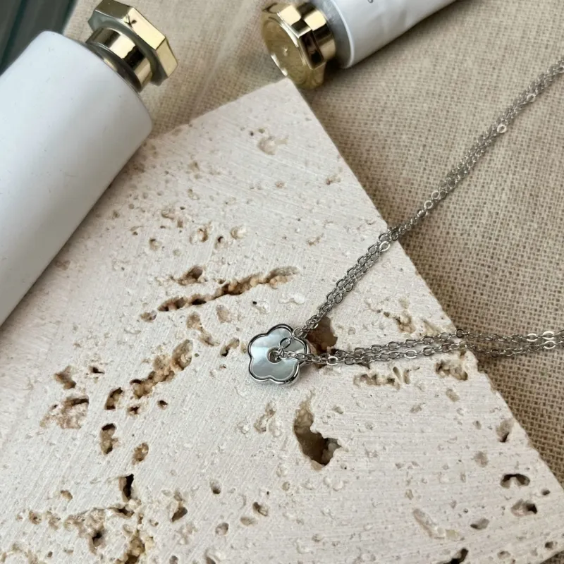 Collane con ciondolo, doppio strato, fiore, collane per ragazza_voghion.com