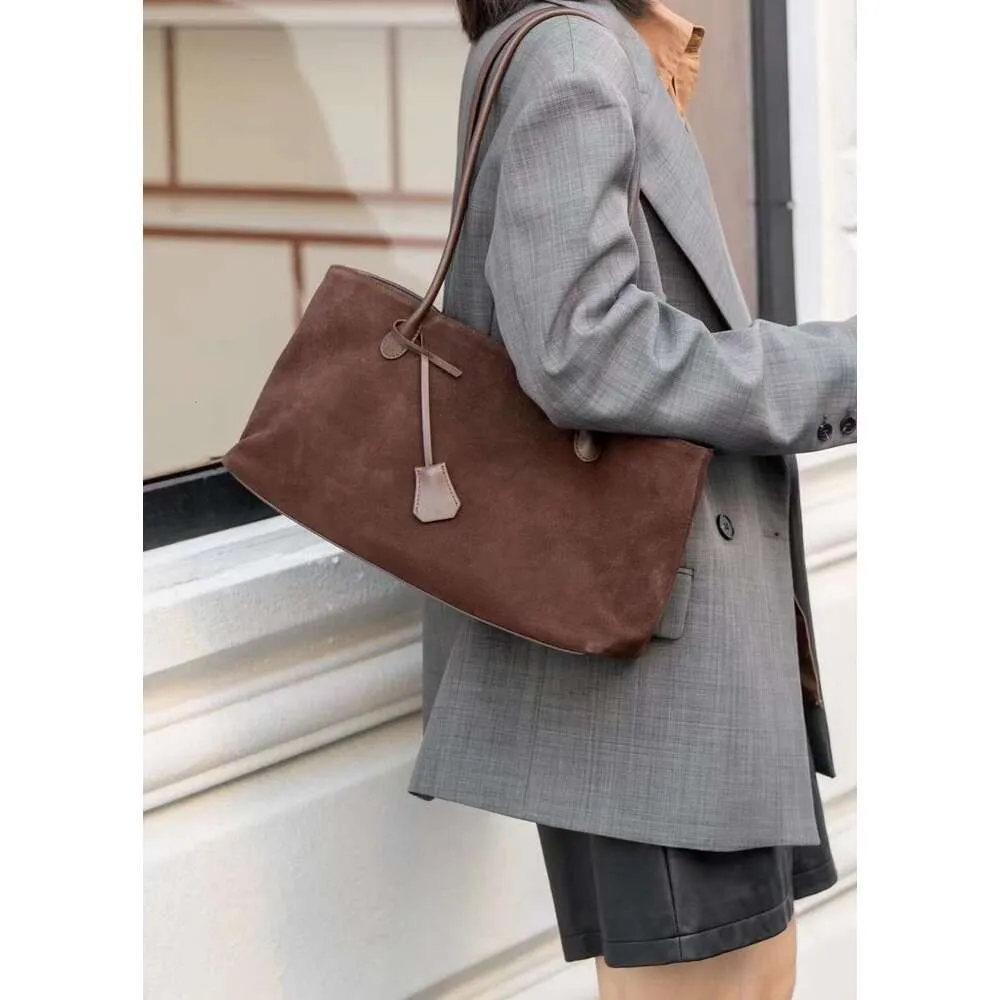 New All-Match Shape Change Design Large Tote Coffee Matte Real Suede Leather Women Shoulder Bag High-End Travel Handbag_voghion.com