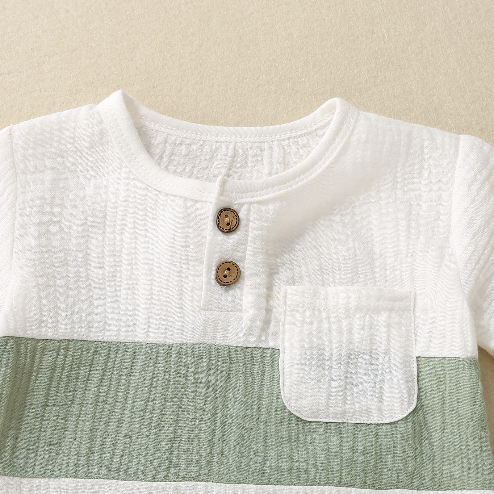 Mère et enfants infantile et enfant en bas âge bloc de couleur poitrine dessus patchwork poche col ouvert T-shirt + couleur unie cordon ensemble short et haut_voghion.com