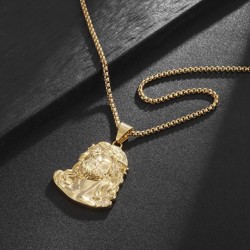 Collier pendentif tête de jésus en acier inoxydable doré_voghion.com