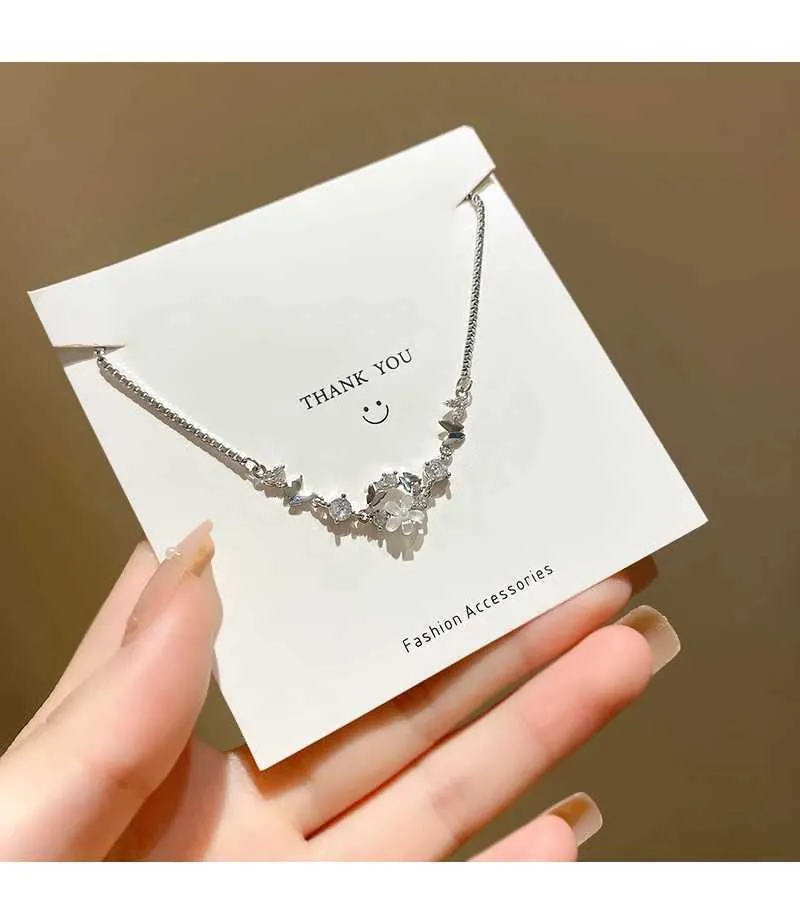 Adjustable Butterfly Bangle With Zircon And Rhinestones For Women_voghion.com