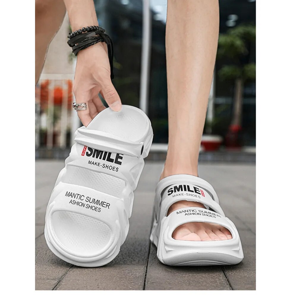 2024 Sommer Herren One Line Füße Stepping Outdoor Große Strandschuhe Live-Streaming Hausschuhe_voghion.com