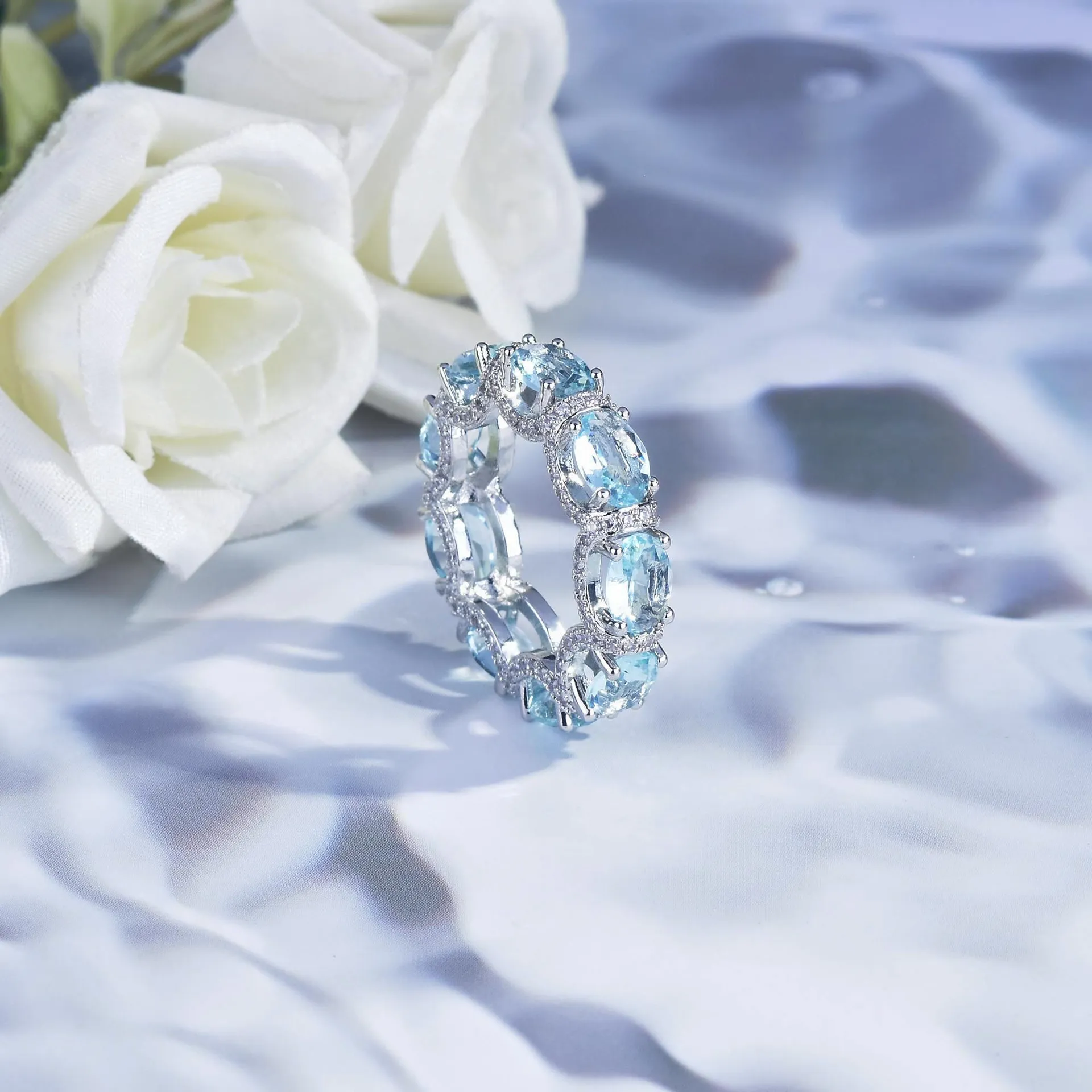 Bracciale charm con cristallo blu mare da donna gioiello regalo_voghion.com