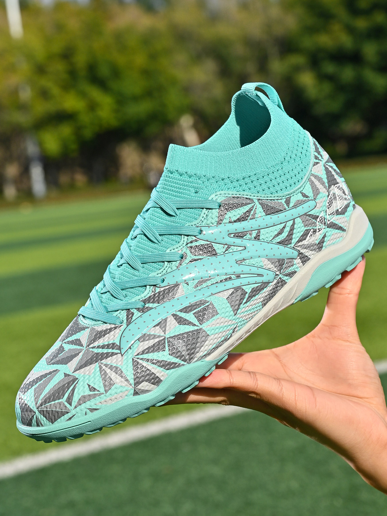 Nieuwe professionele voetbalschoenen lange spikes enkel voetbalschoenen FG antislip ultralichte heren ademende buitensport_voghion.com