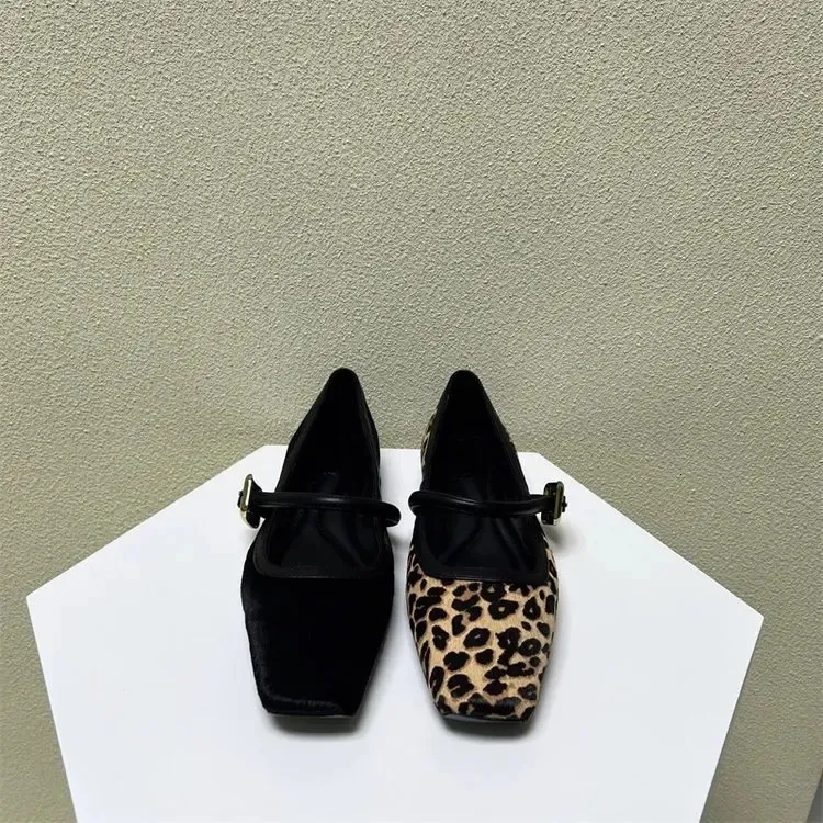 Moda Kadın Düz Yuvarlak Burun Leopar Desenli Rahat Bayan Nefes Alabilir Slip-on Açık Hava Yumuşak Mary Jane Ayakkabı 241126_voghion.com