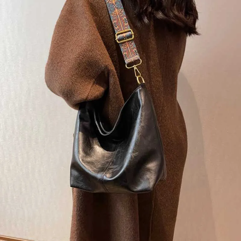 Borsa a tracolla vintage tinta unita in pelle PU da donna alla moda, con tracolla larga e semplice, a secchiello, a tracolla Ba241216_voghion.com