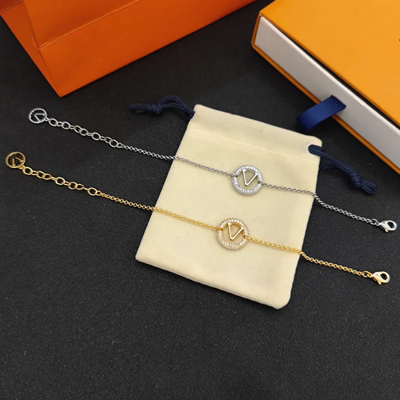 Pulsera de diseño con dijes de cristal para niñas, joyería de acero inoxidable para mujeres, pulseras de hip-hop con letras para_voghion.com
