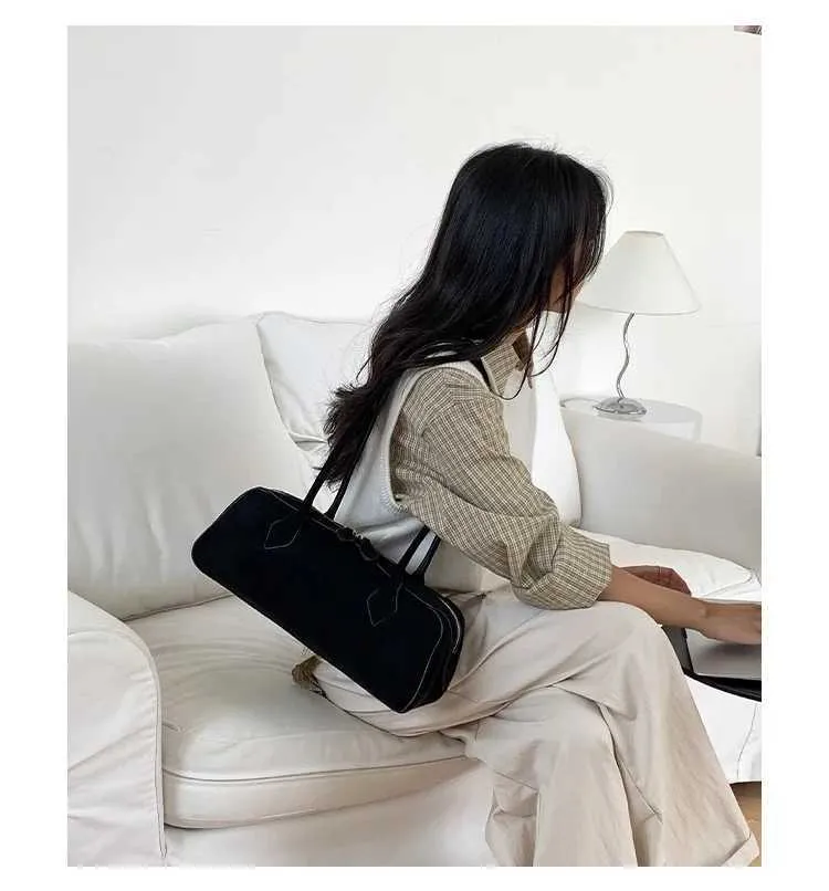 Suede Shoulder Bag For Women Large Capacity Versatile Handbag_voghion.com