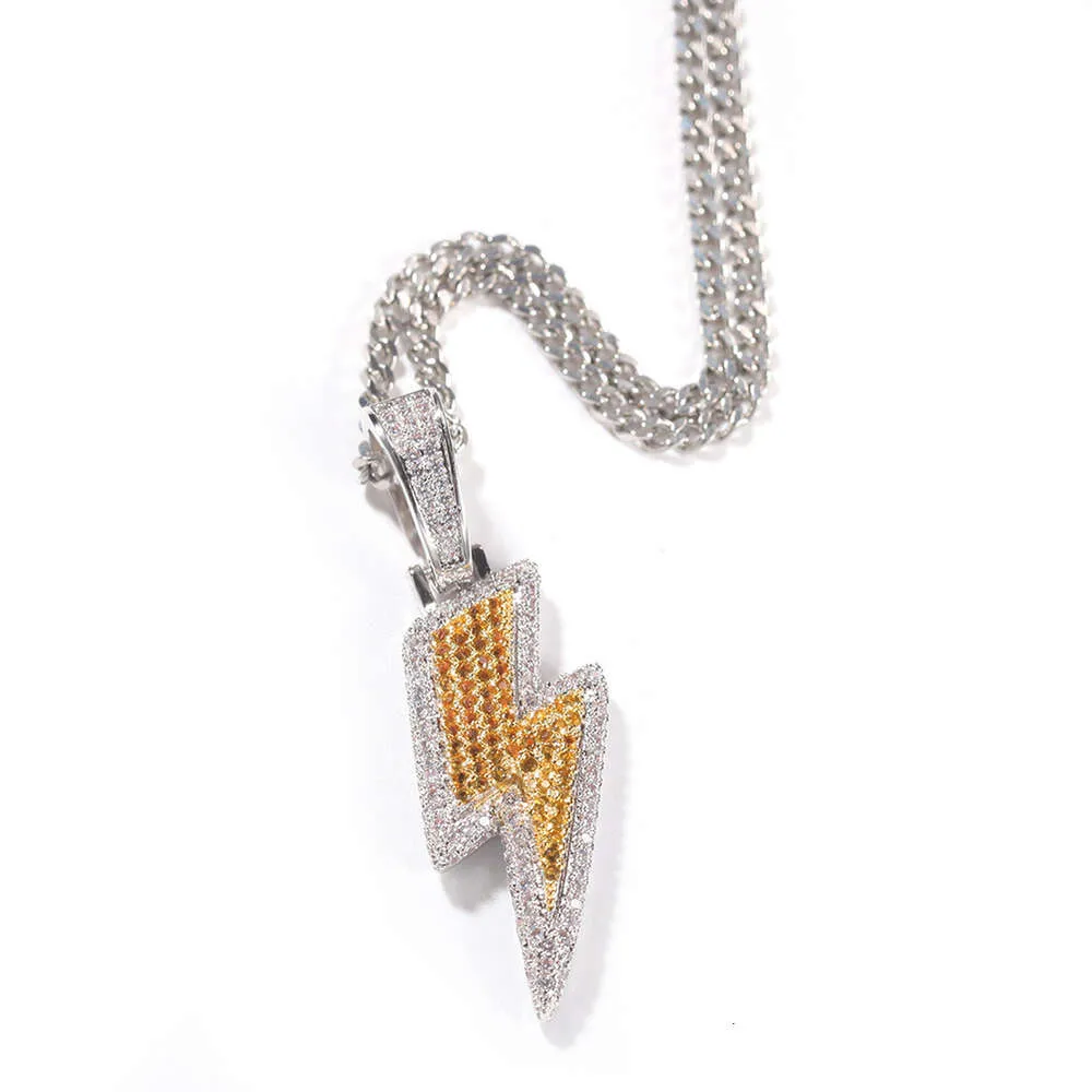 Collana con pendente fulmine moissanite oro argento sterling_voghion.com