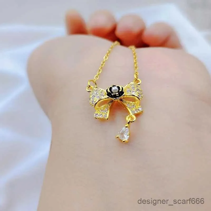 Collane con ciondolo Moda Carino Bellissimo fiocco Collana Classico Retro Romantico Nero Rosa Versatile Acciaio inossidabile_voghion.com