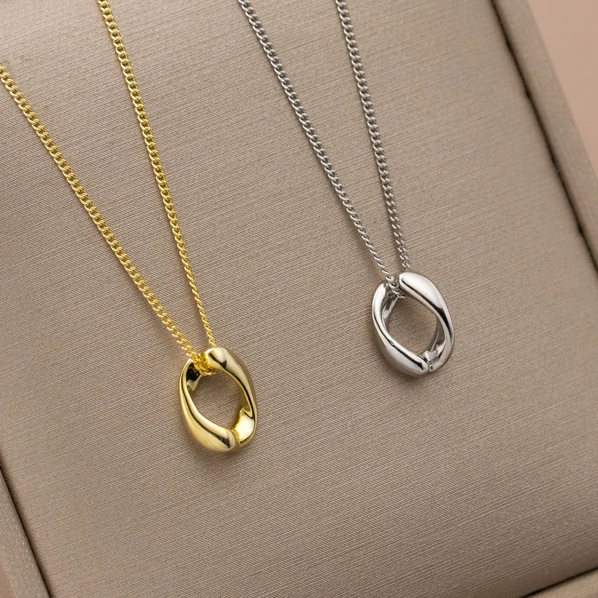Geometric Chain Necklace Sterling Silver Geometric Hollow Design_voghion.com