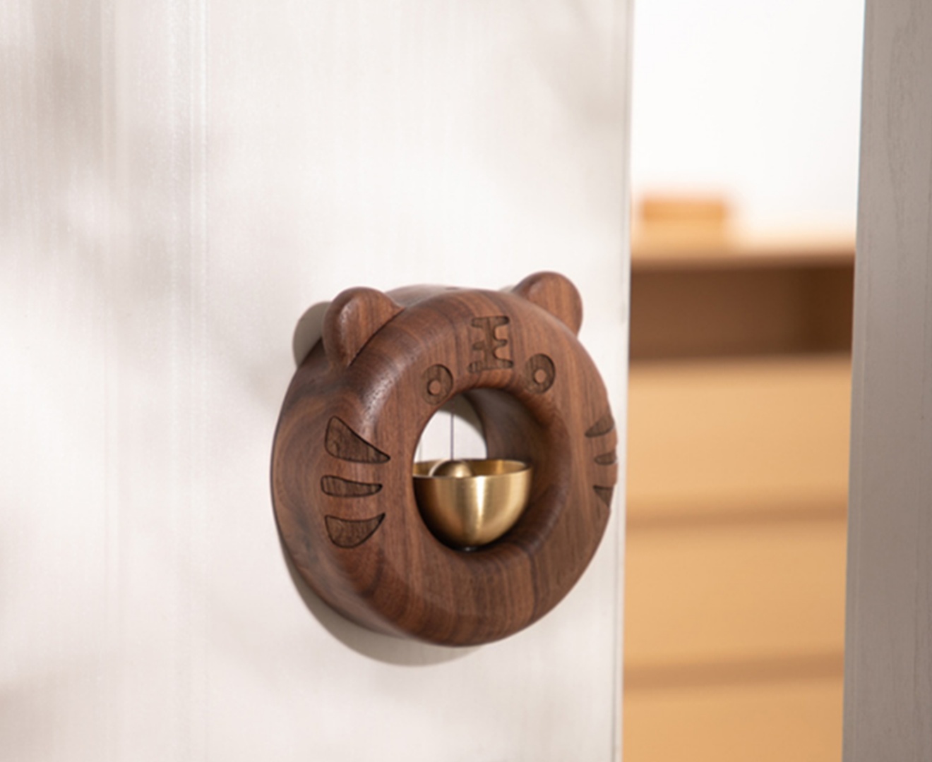 Creative Tiger Ring Bell Hanging Wooden Door Doorbell Wind Chime_voghion.com