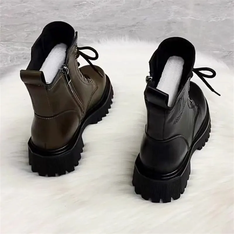 British Retro Style New Autumn/Winter Thick Bottom Zipper Lace up Black Classic Anti slip and Wear resistant Short Boots_voghion.com