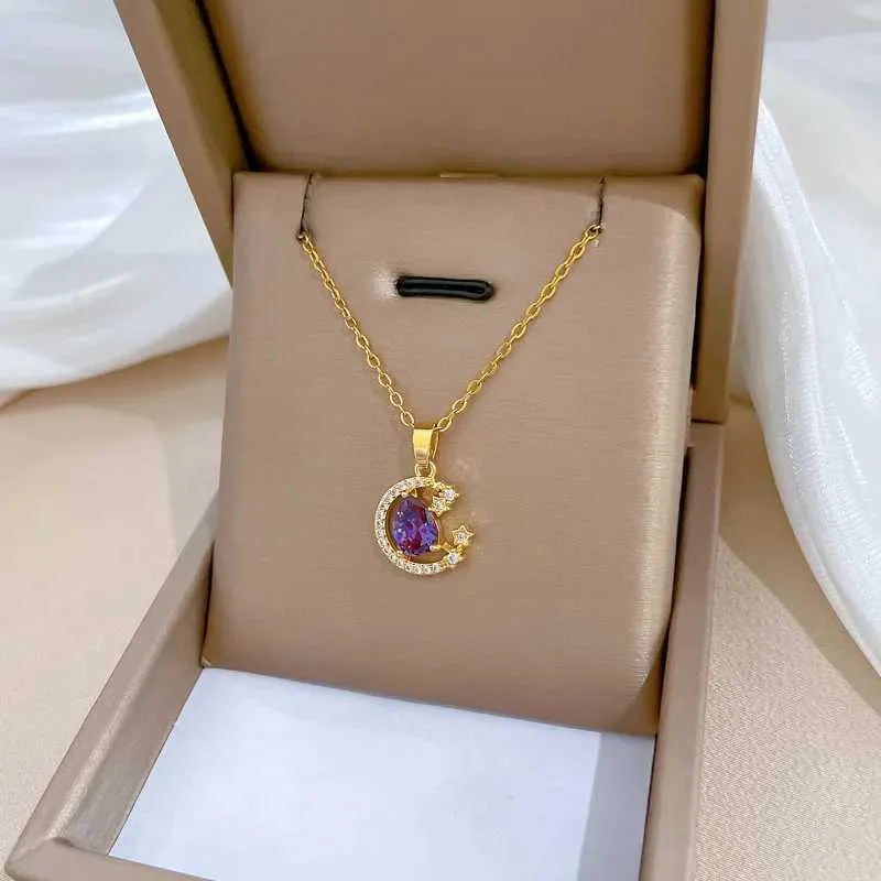 Moon Pendant Necklace Classic Gold Chain Elegant Charm Jewellery_voghion.com