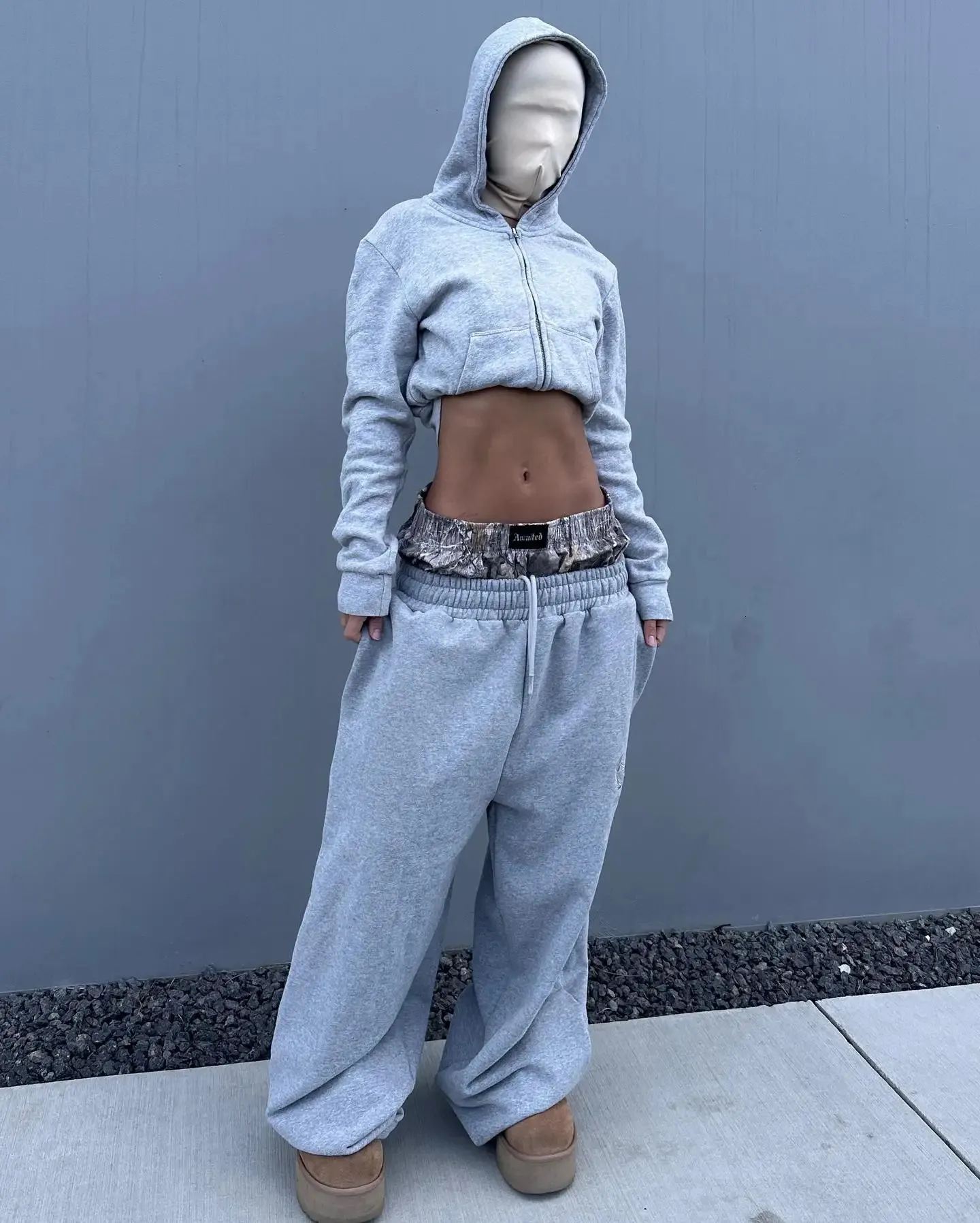 Pantaloni della tuta retrò Y2K, a doppia vita, con motivo mimetico ricamato, a gamba larga, da uomo, alla moda, casual, streetwear, unisex._voghion.com