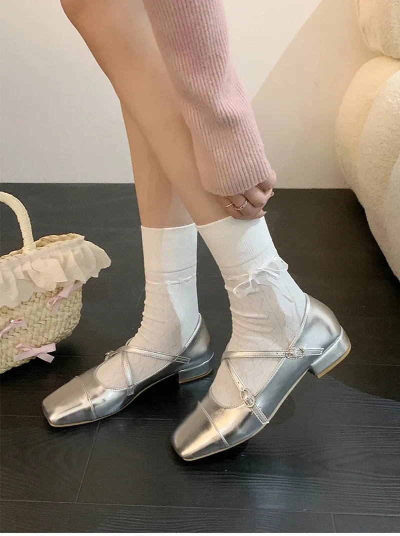 Sapatos femininos primavera outono, calçados da moda com fivela de cristal rasa, estilo de rua, para festa, Mary Jane, 240617_voghion.com