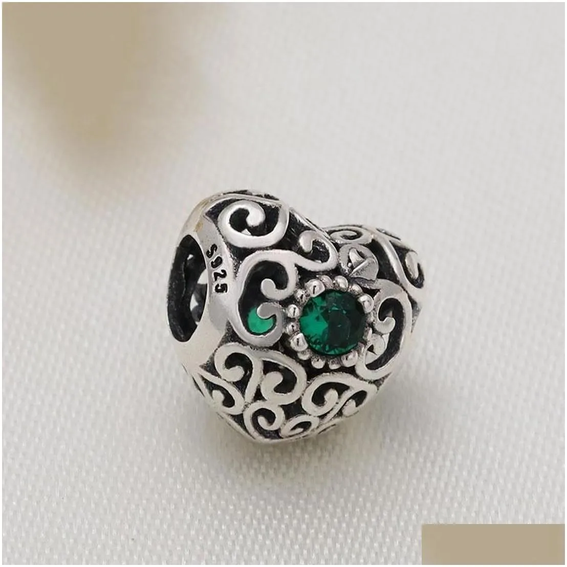 Perle charm en argent sterling avec cœur et pierre de naissance_voghion.com
