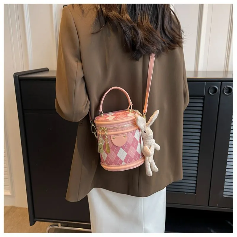 Designer Kostenloser Versand 2025 Neue Modische Eimer Premium Textur Dia Grid Schulter Umhängetasche Tasche Für Frauen_voghion.com