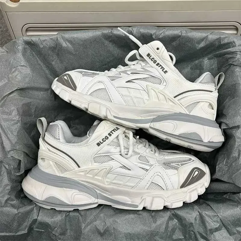 Size 41 42 Womens Casual Sports Men Stylish Brand Design Ladies Chunky Sneakers Thick Sole Tennis Shoes 43 44 Big_voghion.com
