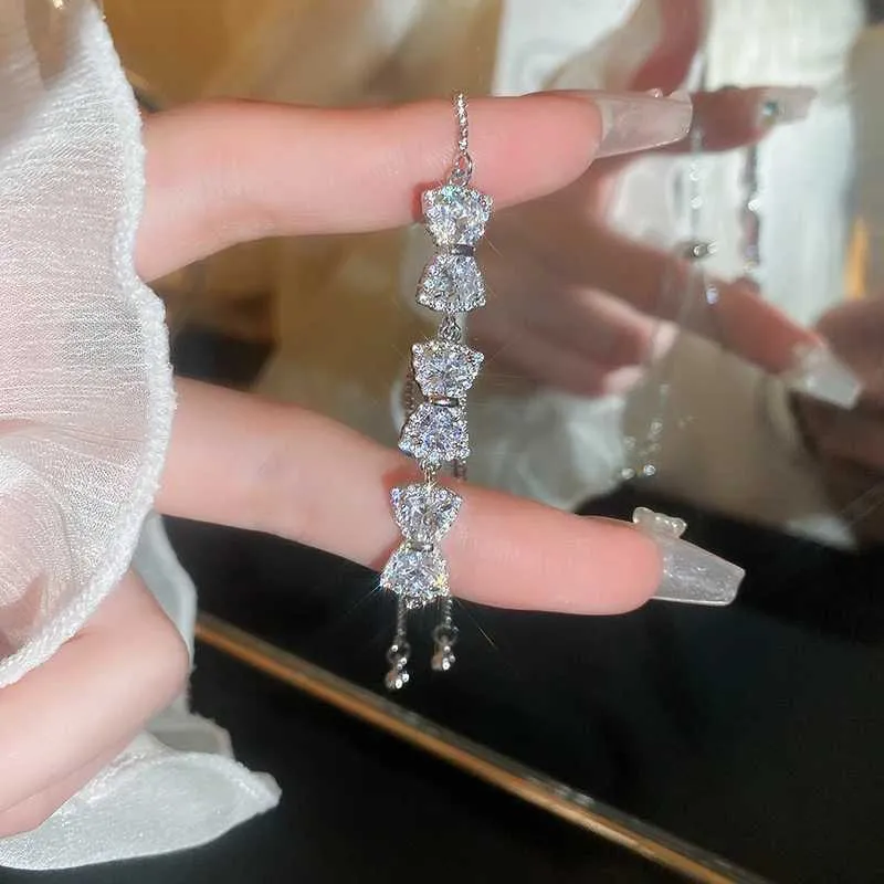 Shiny Zircon Bangle For Women, Elegant Silver Colour Bow Bracelet_voghion.com