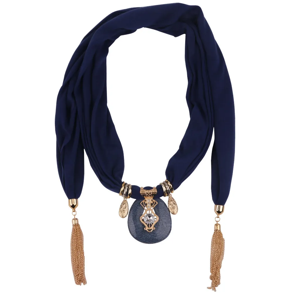 Large Horse Resin Jewelry Necklace Yiwu Pendant Solid Color Tassel Scarf_voghion.com
