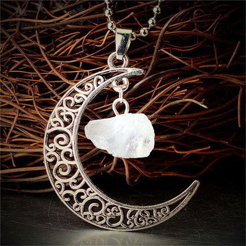 Collier pendentif lune en pierre naturelle style rétro_voghion.com