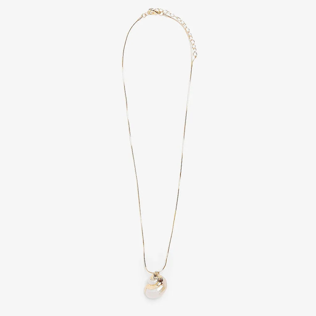 Pendant Necklaces The Two Suits Natural Conch Shells Alloy Necklace Style Deserve To Act Role Of Shell Pearl_voghion.com