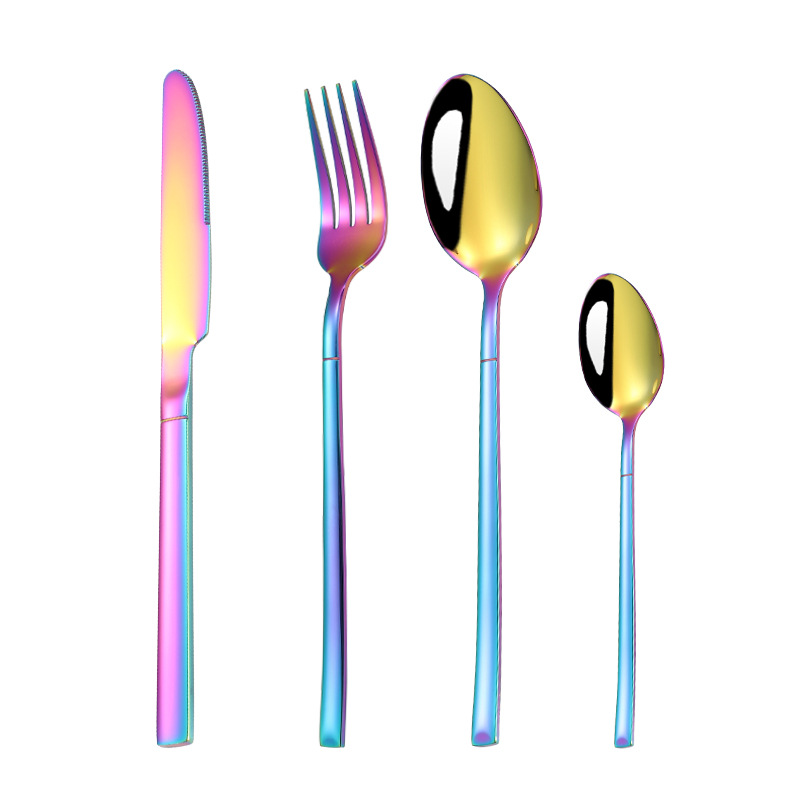 24 of stainless steel tablew, steak knives, forks, spoons, 4 main pieces set, knight Western style gold-plated_voghion.com