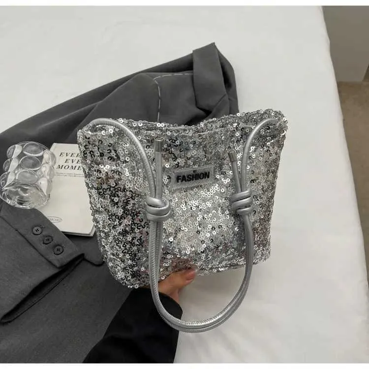 Frauen Pailletten Solide Shiny Stachels Eimer Griff Weibliche Casual Pendeln Schulter Pack Dame Weiche Große Kapazität_voghion.com