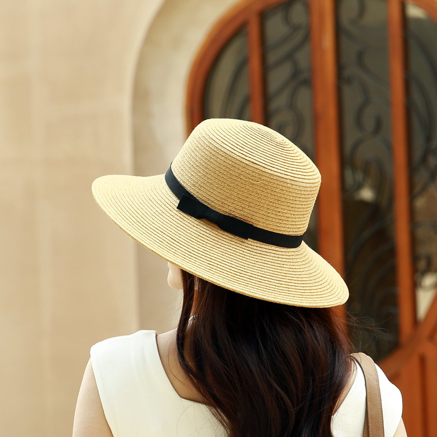 New Arrivals French Fashionable Hepburn Hood Children's Summer Grass Knitted Flat Top Straw Hat Sun Protection and Su