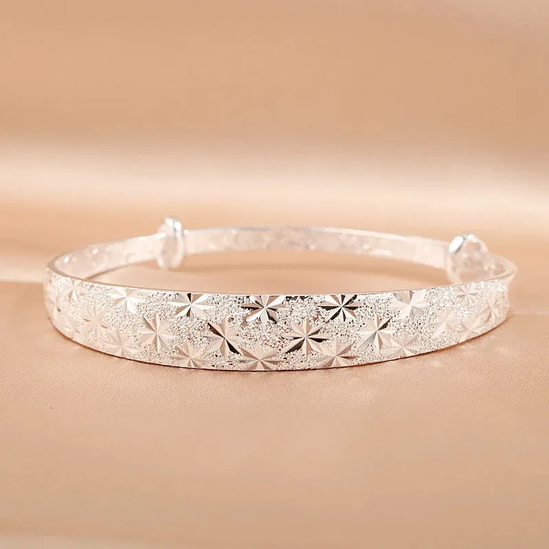 Bracelet Original Romantique Gypsophile Étoile Bracelets Argent Couleur pour Femmes Bracelets Mode Fête Mariage Accessoires Bijoux 231116_voghion.com