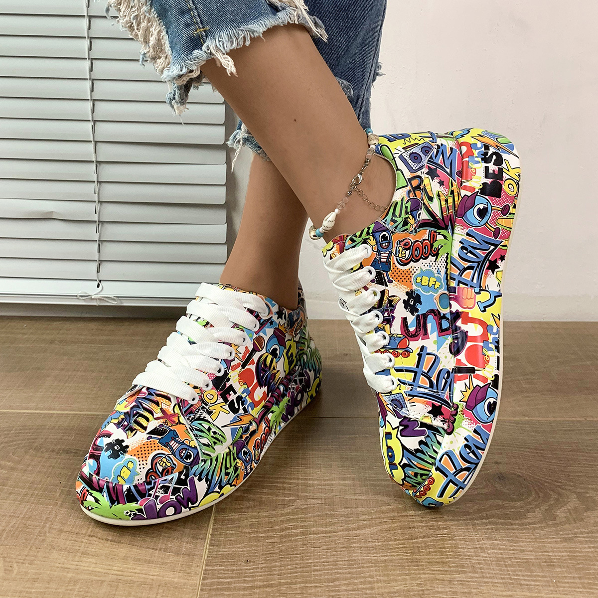 Fashion Painted Graffiti Large Size Sports Shoes For Women Women's Outer Wear Lace-up Comfortable Thick-soled Shoes