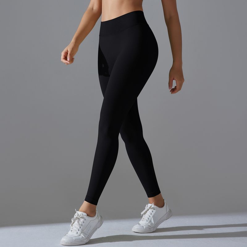 Seamless Knitted Solid Color Tight High Waist Peach Hip V-Waist Yoga Sports Running Fiess Pants_voghion.com