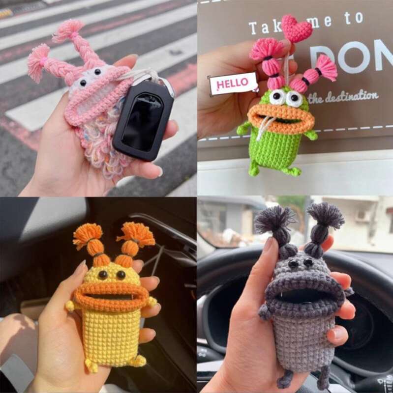Malý a kreativní roztomilý kreslený balíček klobása vlněný přívěsek do auta Velká ústa Monster Kryt na klíče Přezka_voghion.com