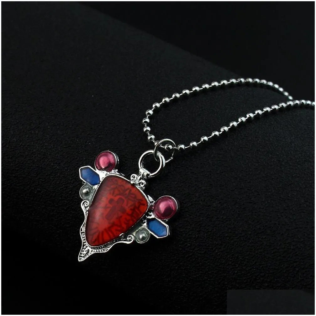 Colar com pingente cosplay bizarre adventure pedra vermelha_voghion.com