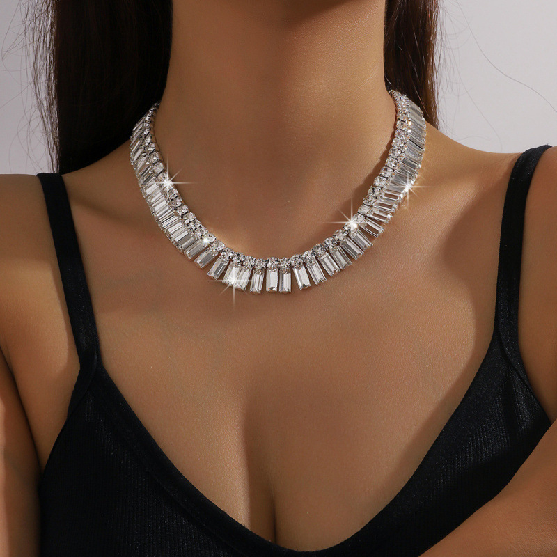 new exaggerated square full diamond necklace fashionable luxury party banquet sparkling diamond temperament women’s necklace
