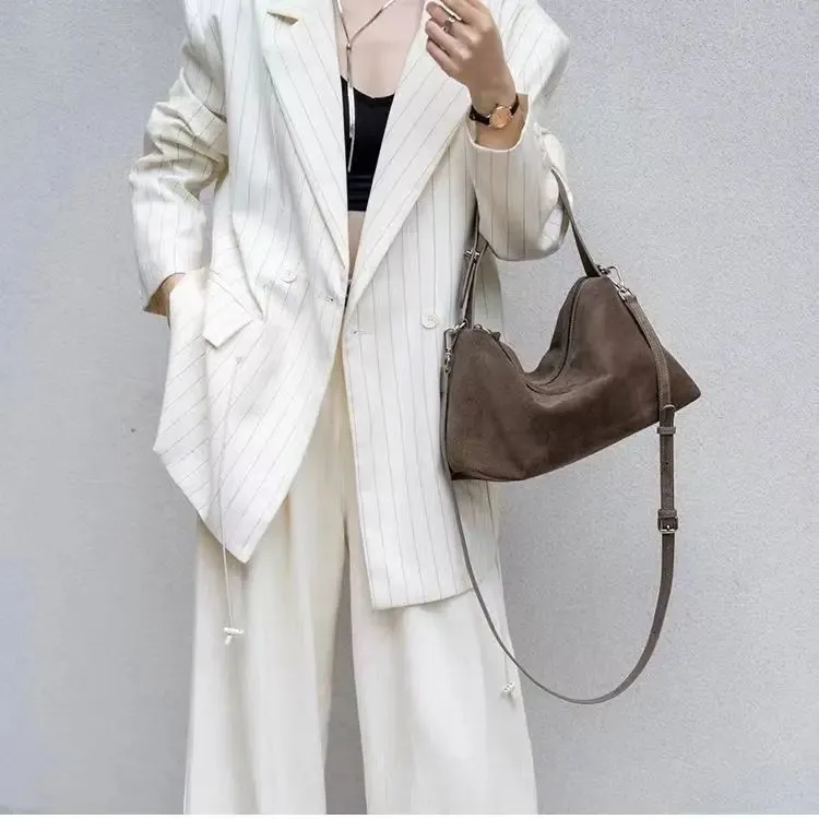 Borsa boston tote in scamosciato per donna, borsa a spalla marrone_voghion.com