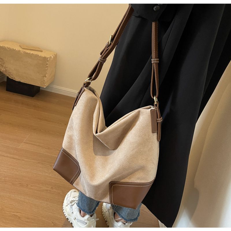 Suede Shoulder Bag For Women Large Capacity Trendy Tote Bucket Bag_voghion.com
