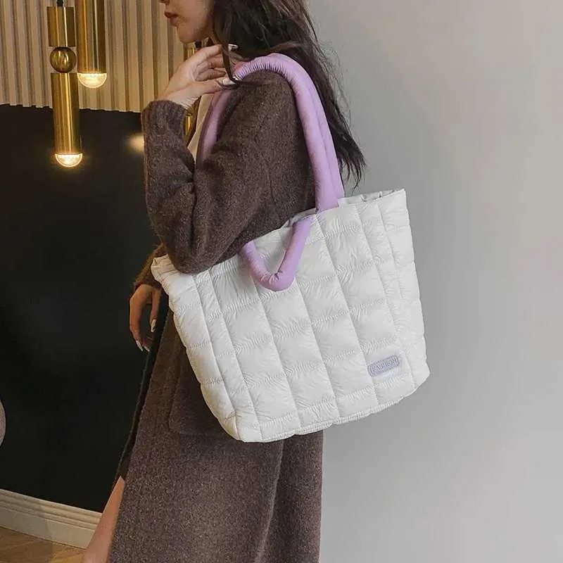 Geantă de umăr pufoasă de designer pentru femei, geantă de lenjerie de pat, bumbac cu puf, capacitate mare, geantă de cumpărături de iarnă Y241115_voghion.com