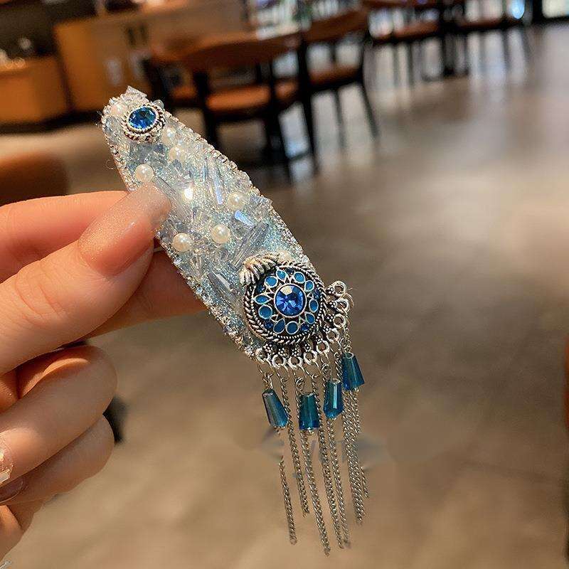 Blauer Kristallperlen-Anhänger im ethnischen Stil, Temperament im nationalen Stil, seitliche Ponydekoration, Bruch und Clip voller Diamanten_voghion.com