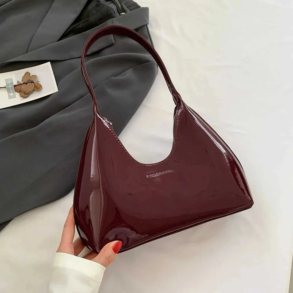 Wine Red Women's Crescent Shoulder Bag Fashion Pu Leather Handbag_voghion.com