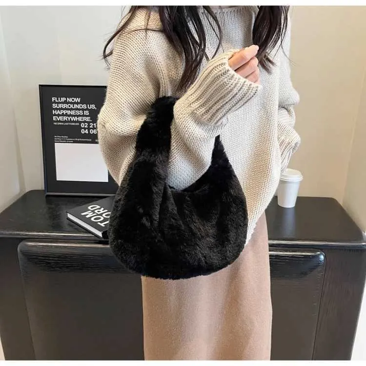 Portafoglio da donna con manico corto Fi Cluh carino Wen Fur Small Half Mo caldo peluche borsa da polso Y241106_voghion.com